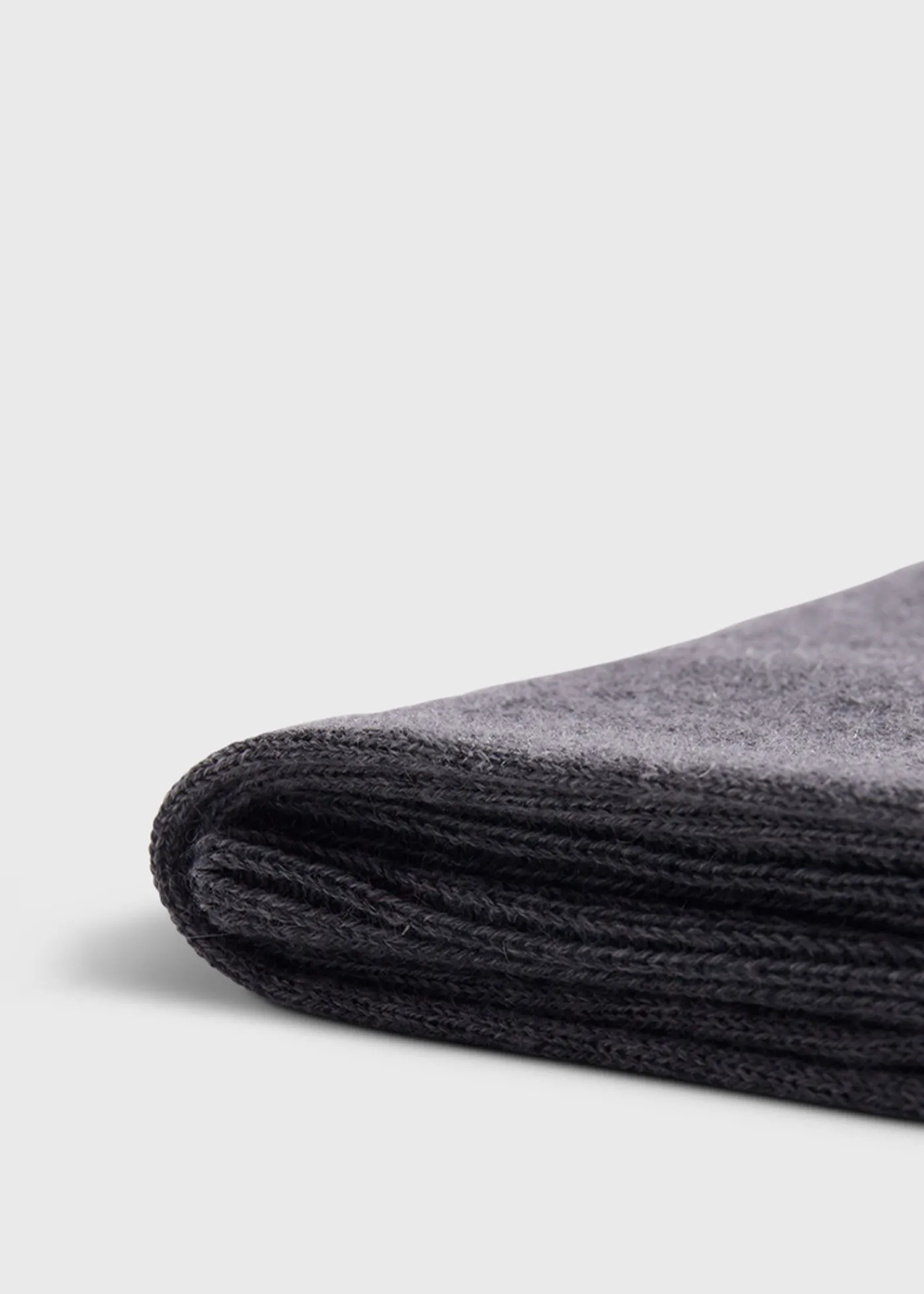 Paul Stuart Socks|The Cashmere Shop^Flat Knit Sock Medium Grey