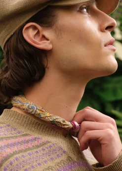 Paul Stuart Pocket Squares^Habotai Silk Summer Paisley Pocket Square Berry