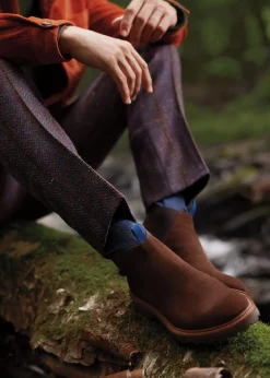 Paul Stuart Boots^Hastings Suede Low Chelsea Boot Brown