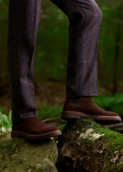 Paul Stuart Boots^Hastings Suede Low Chelsea Boot Brown