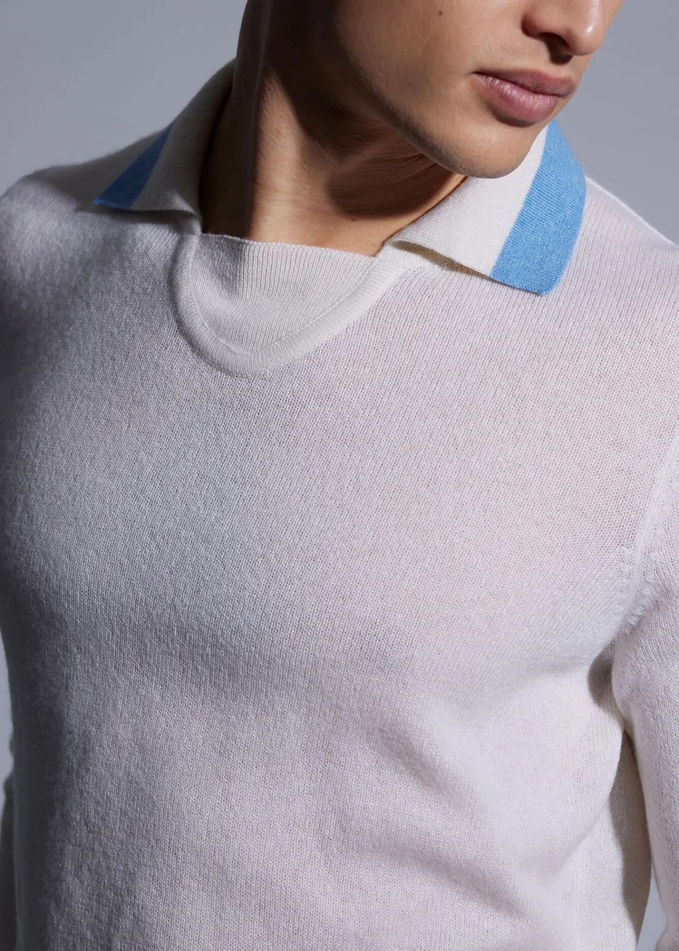 Paul Stuart The Cashmere Shop|Sweaters^Open Collar Cashmere Sweater White/Light Blue