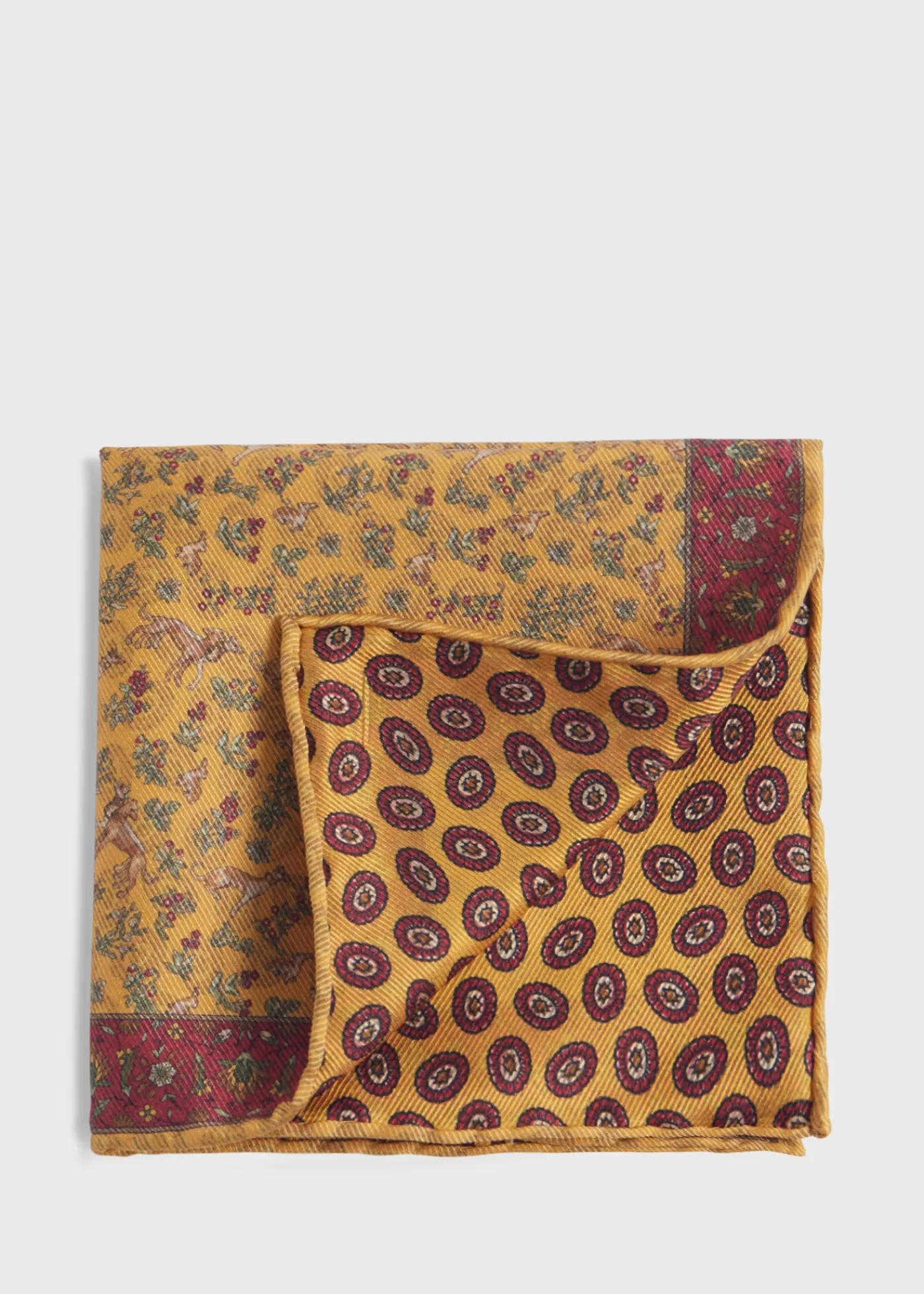 Paul Stuart Pocket Squares^Printed Silk Dog Motif Pocket Square Gold