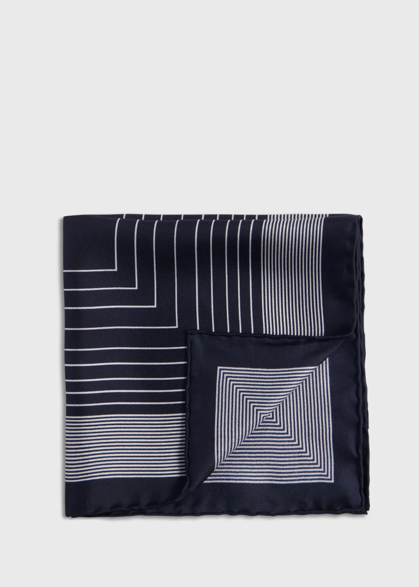 Paul Stuart Pocket Squares|Formal Shop^Square Pattern Silk Pocket Square Black